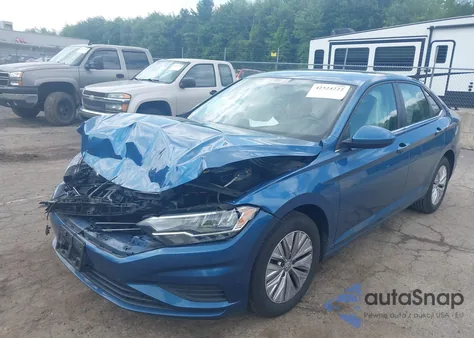2019 Volkswagen Jetta 1.4T R-Line/1.4T S/1.4T Se from USA, damaged, VIN 3VWC57BU9KM135661